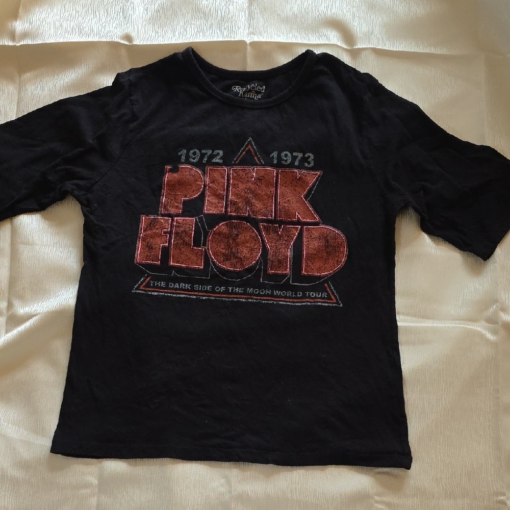 Recycled Karma. Pink Floyd Concert Tee Reprint. Black Shirt. Woman's Small.
